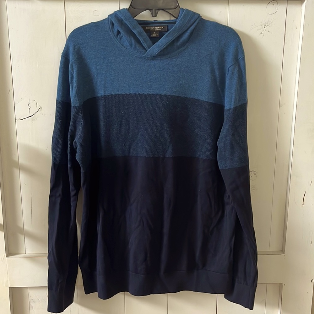 Banana republic hooded sweater